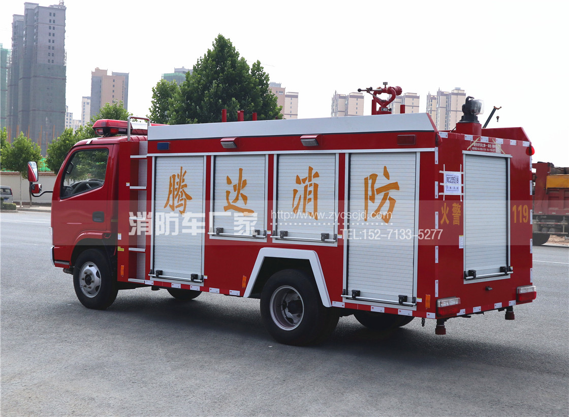 3噸東風福瑞卡單排座泡沫消防車