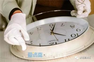 準(zhǔn)時轉(zhuǎn)型成就“不褪色的康巴絲” 從央視春晚報(bào)時到眼鏡銷售的新動能